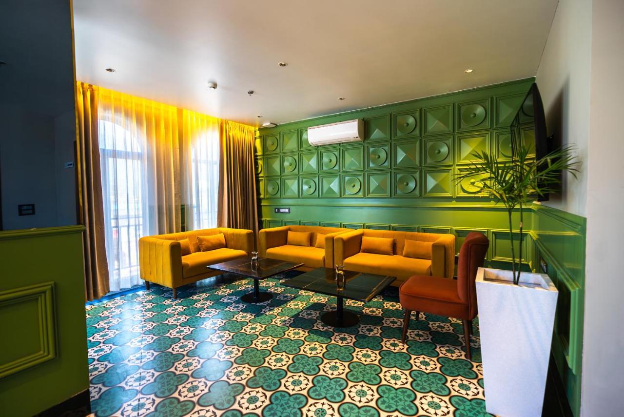 Clarks Inn Express, Rishīkesh Exteriör bild